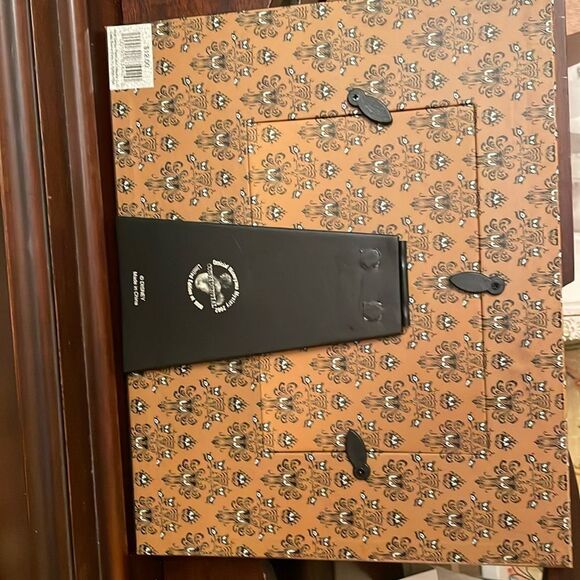 Disney m. Mouse private ear frame official Disneyana 2002 mystery at Epcot NiB - Picture 8 of 11